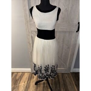 Women's Cream With‎ Black Floral Velvet Tulle Cut Out Empire Waist Luxury SzM
